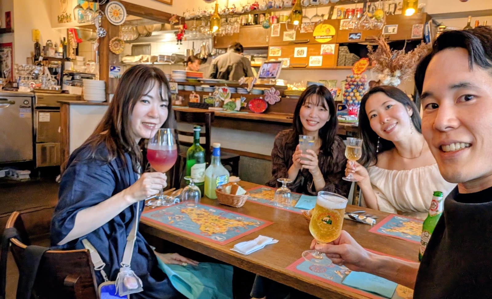 シチリア料理アリアでワイン乾杯